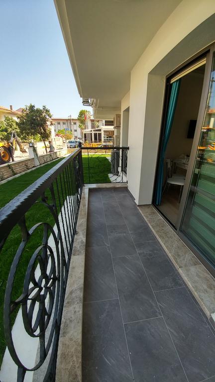 Arti̇M Apart Hotel Fethiye Exterior foto